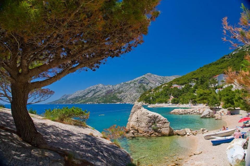 Villa Luka Брела Екстериор снимка