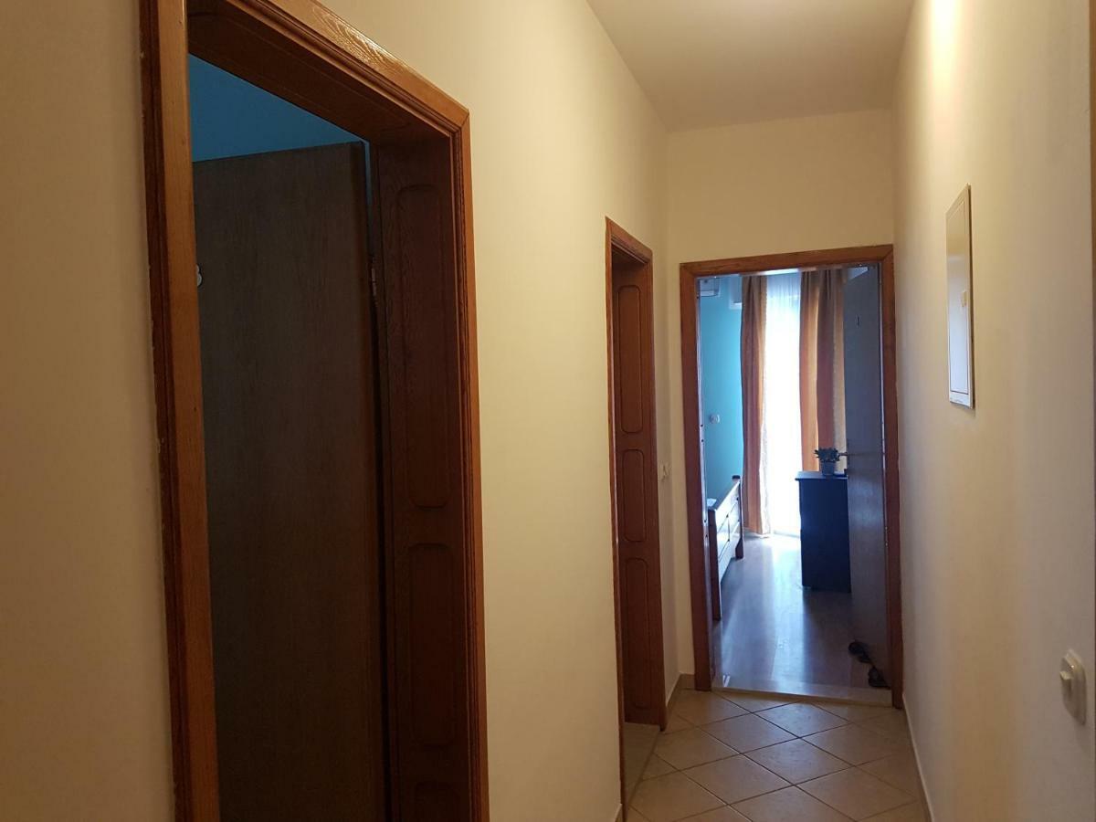 Villa Luka Брела Екстериор снимка